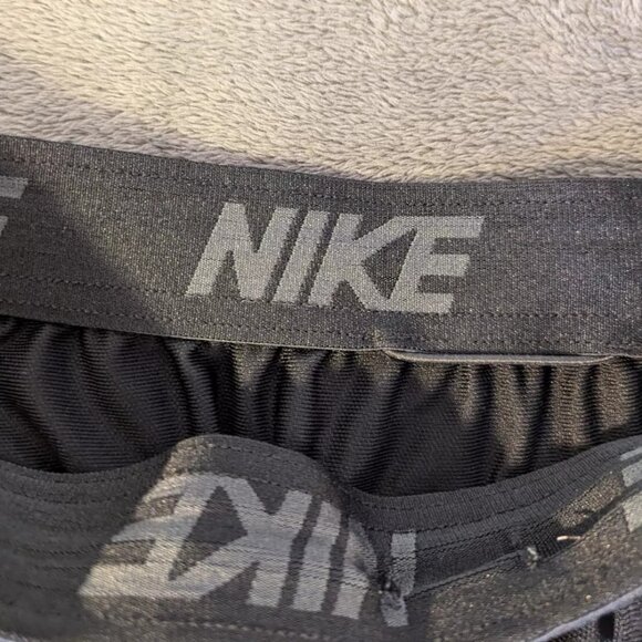 Nike Form Men's Dri-FIT black Shorts Size XL - Picture 4 of 4